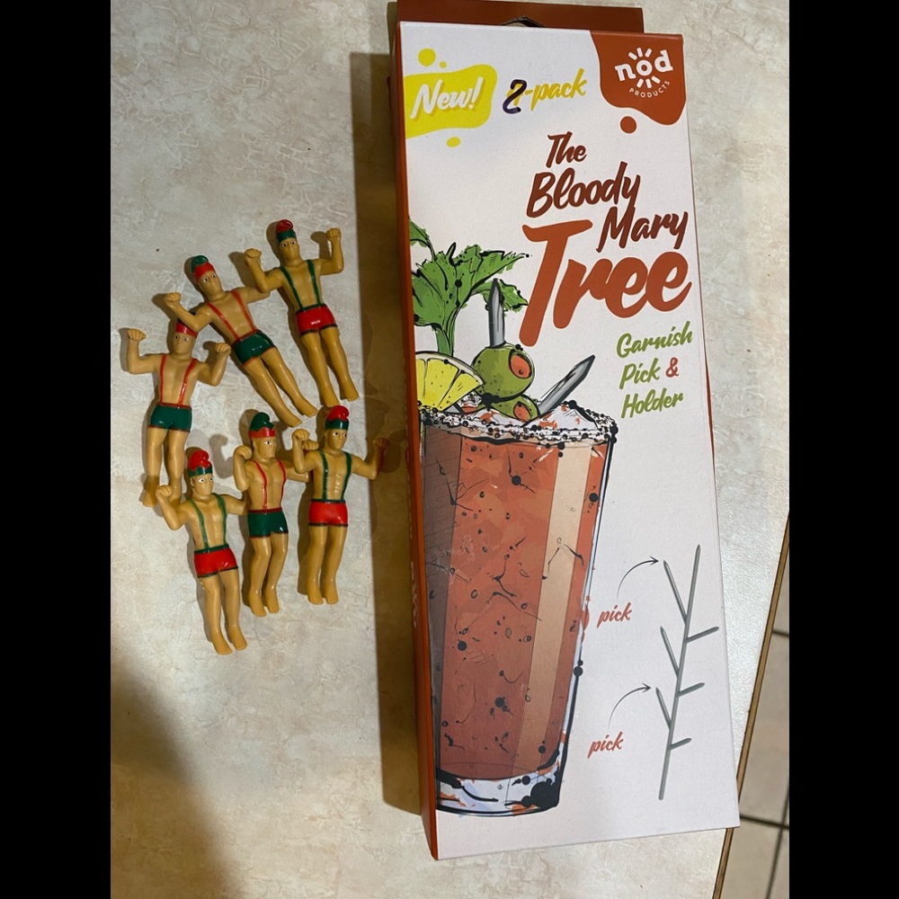 Bloody Mary Tree garnish pick & holder